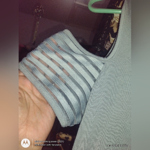 Cold Shoulder Quarter Zip V Neck Summer Blouse sz L - Picture 8 of 10